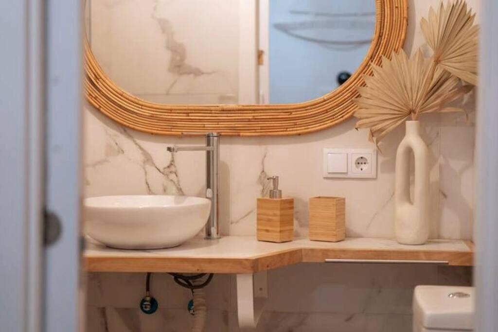 Apartamento A Estrenar En Calle Alcazares Siviglia Esterno foto