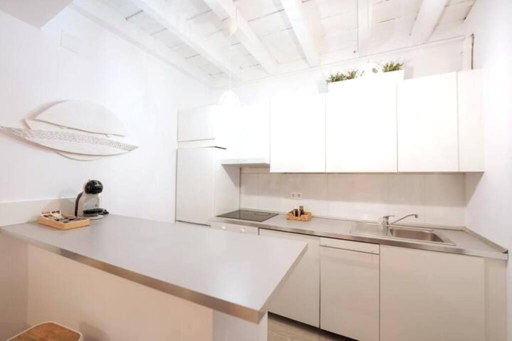 Apartamento A Estrenar En Calle Alcazares Siviglia Esterno foto