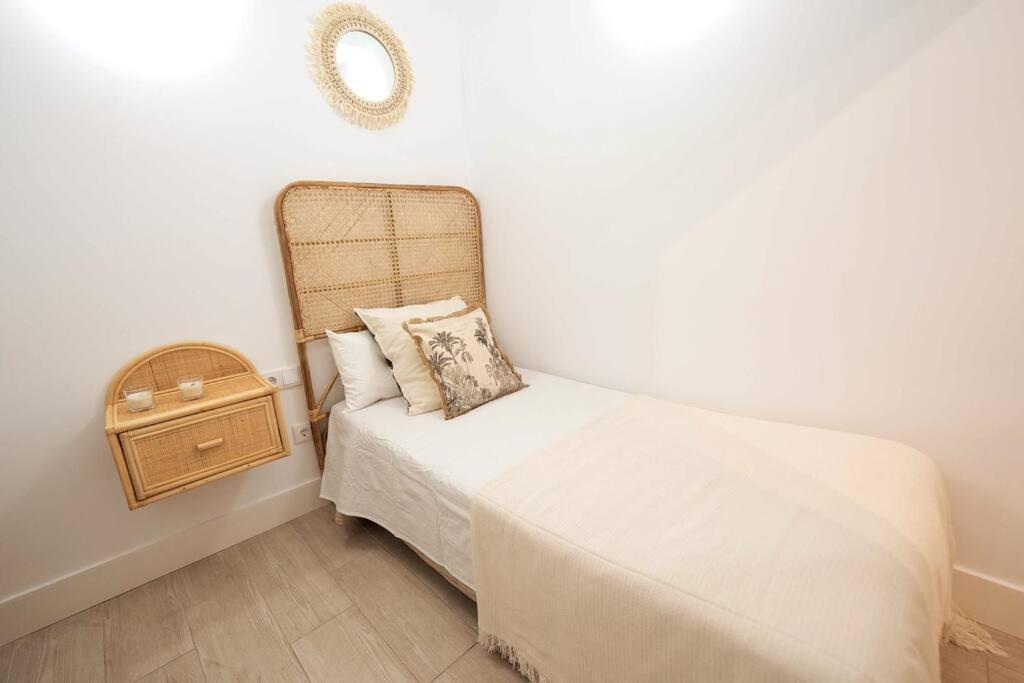 Apartamento A Estrenar En Calle Alcazares Siviglia Esterno foto